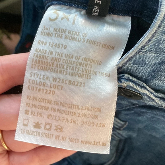 3x1 Lucy Medium Wash Flare Leg Jean - Picture 8 of 8